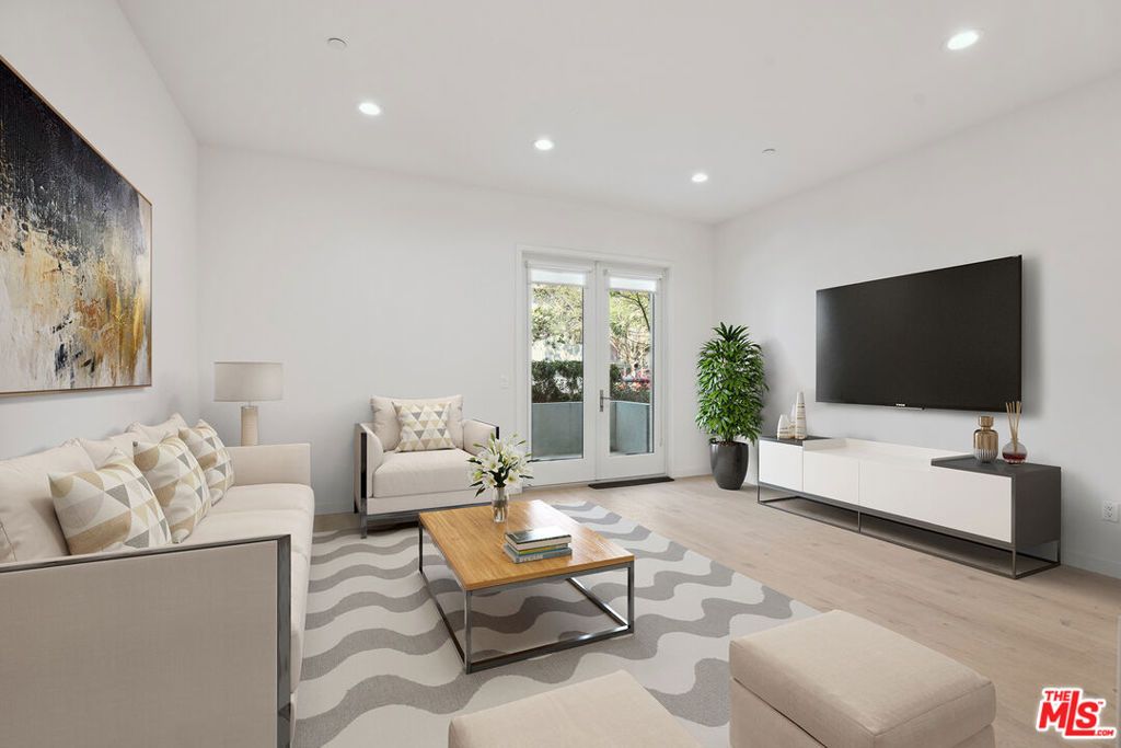 Photo of 1746 Garfield Place #101, Los Angeles, CA 90028 (MLS # 25604799)