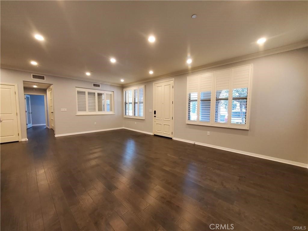 76 Mayfair