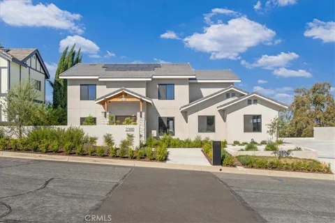 MLS: OC26221541