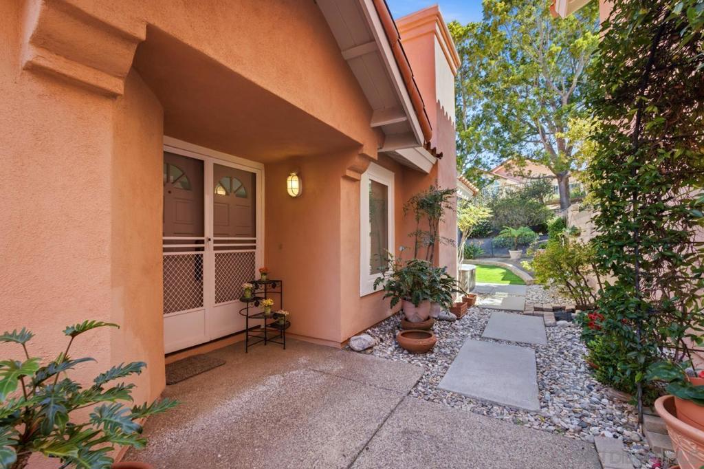 11582 Caminito Corriente