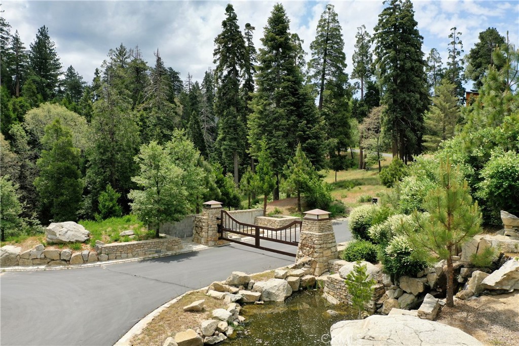 Arrowhead Woods (AWHW) - Land