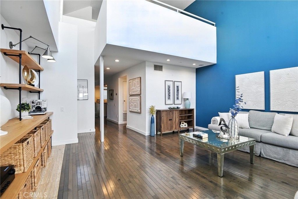 Photo of 2203 3rd Street #1, Santa Monica, CA 90405 (MLS # SR25160569)