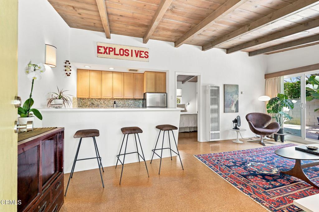 1245 1247 Devon Lane