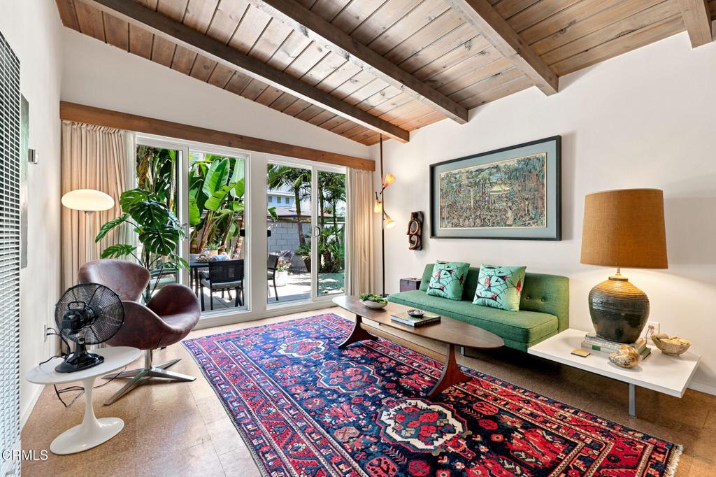 1245 1247 Devon Lane