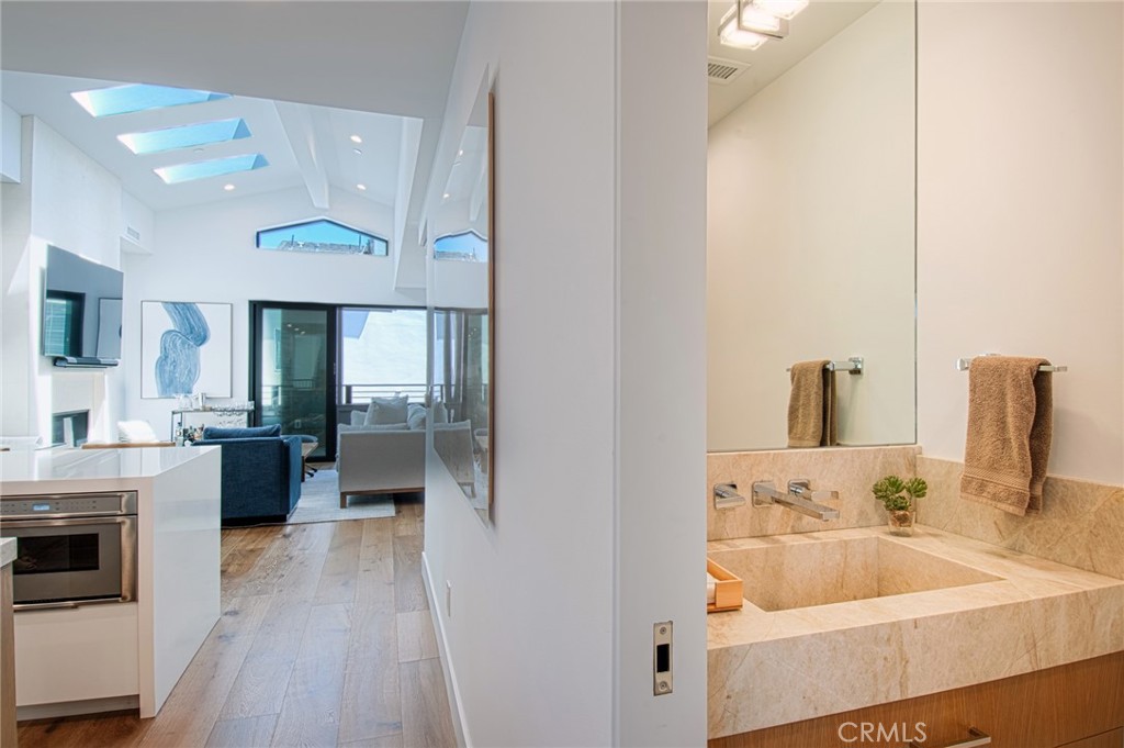 502 1/2 Begonia, Corona Del Mar CA 92625 - Photo 10