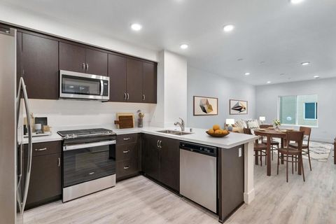 Photo of 1853 Almaden Road #414, San Jose, CA 95125 (MLS # ML82026767)