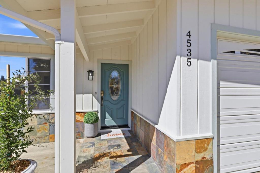 4535 Portola Drive
