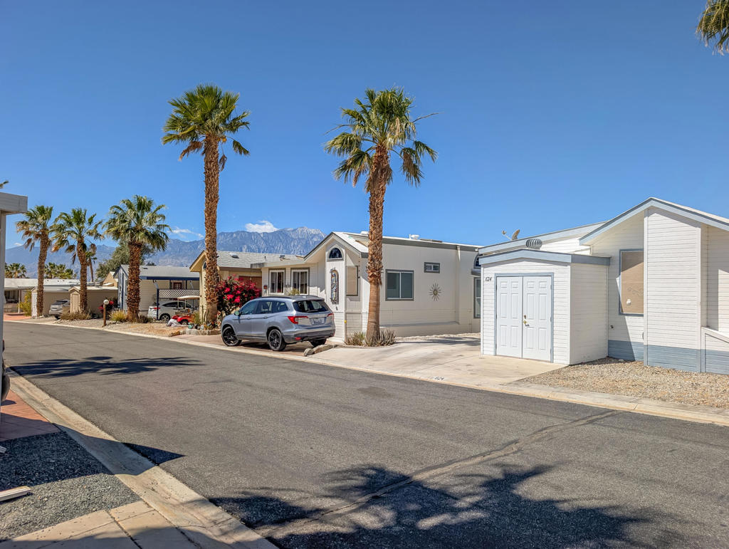 70200 Dillon Road 550