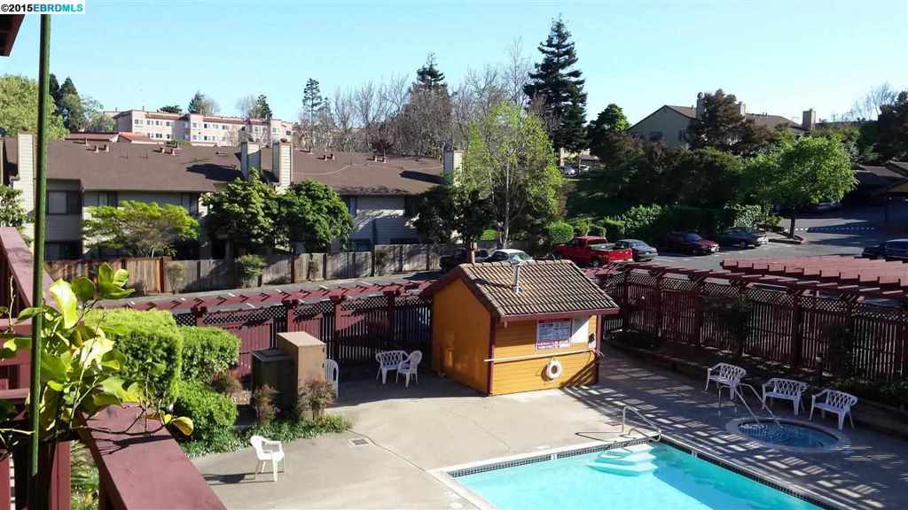 Beautiful unit facing pool. Custom drapes and new double pane patio door. Immaculately maintained, fully remodeled kitchen and baths. All updated lighting, paint, linoleum and details. 5 huge closets, large bedroom, great floor plan, move-in ready. Priced to sell. BTT 3/19, open Sun 3/22 2-4pm.