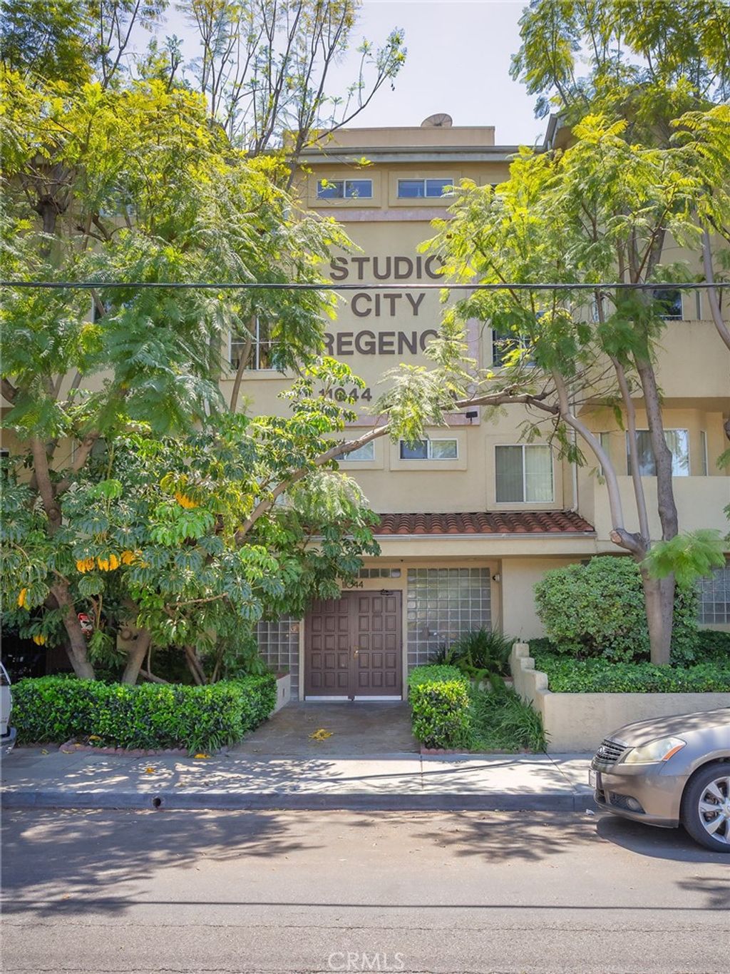 Photo of 11044 Acama Street #302, Studio City, CA 91602 (MLS # BB26035573)