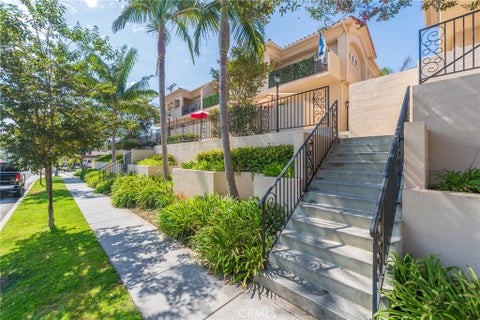 Photo of 2106 Washington AVE, Torrance, CA 90501 (MLS # PV26151855)