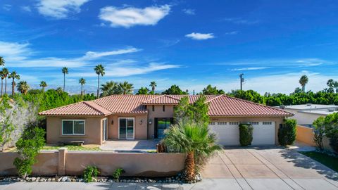 Photo of 2990 N Biskra Road, Palm Springs, CA 92262 (MLS # 219142062DA)