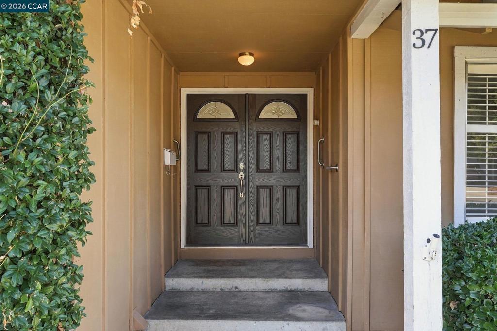 37 San Piedras Pl