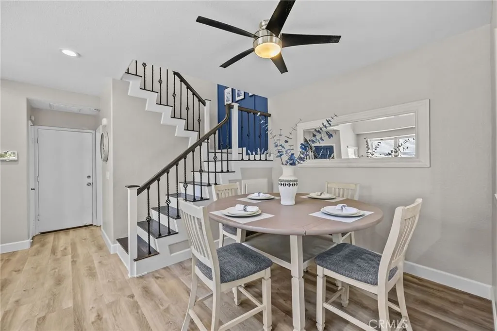 Corona, California 92882, United States, 3 Bedrooms Bedrooms, ,3 BathroomsBathrooms,Residential,Active,160004