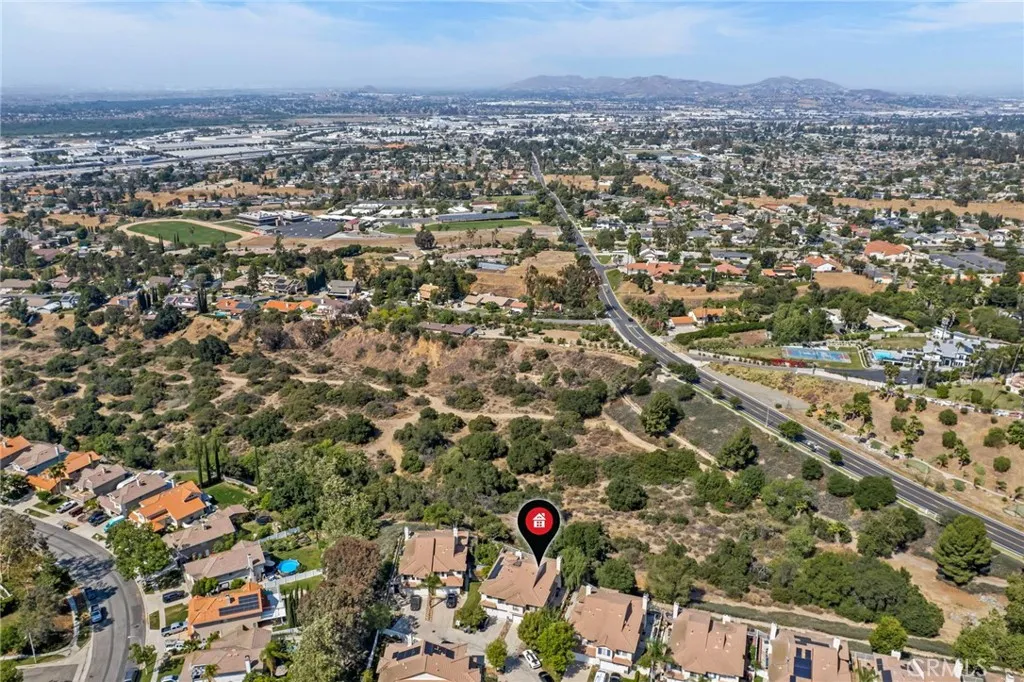 Corona, California 92882, United States, 3 Bedrooms Bedrooms, ,3 BathroomsBathrooms,Residential,Active,160004