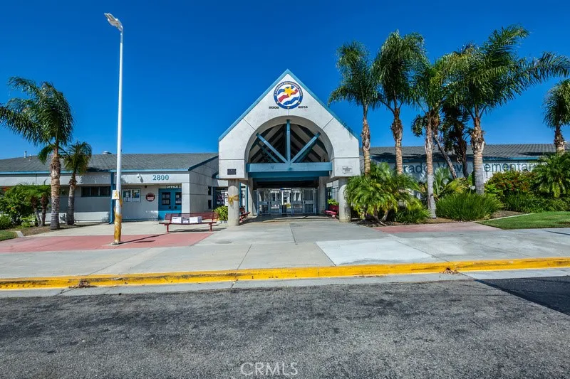 Corona, California 92882, United States, 3 Bedrooms Bedrooms, ,3 BathroomsBathrooms,Residential,Active,160004