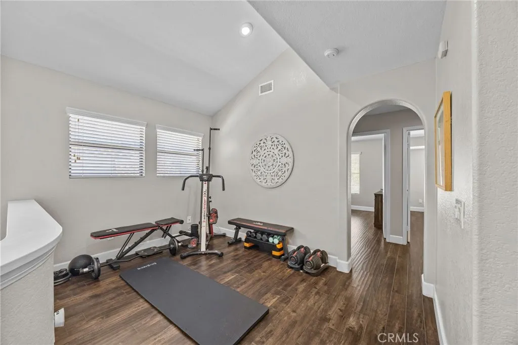 Corona, California 92882, United States, 3 Bedrooms Bedrooms, ,3 BathroomsBathrooms,Residential,Active,160004