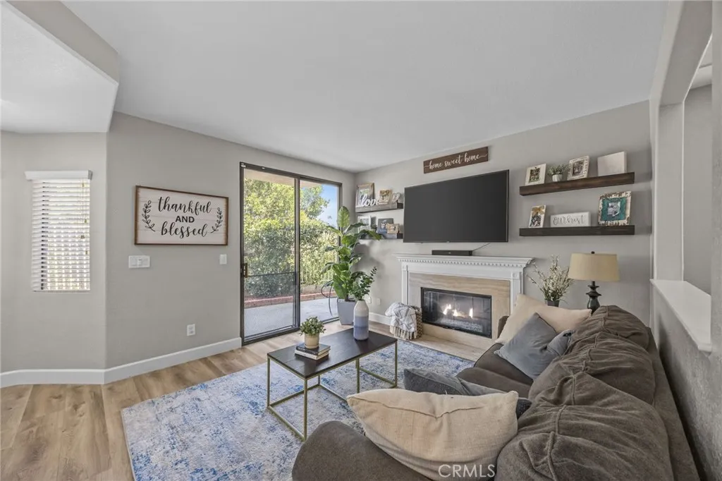 Corona, California 92882, United States, 3 Bedrooms Bedrooms, ,3 BathroomsBathrooms,Residential,Active,160004