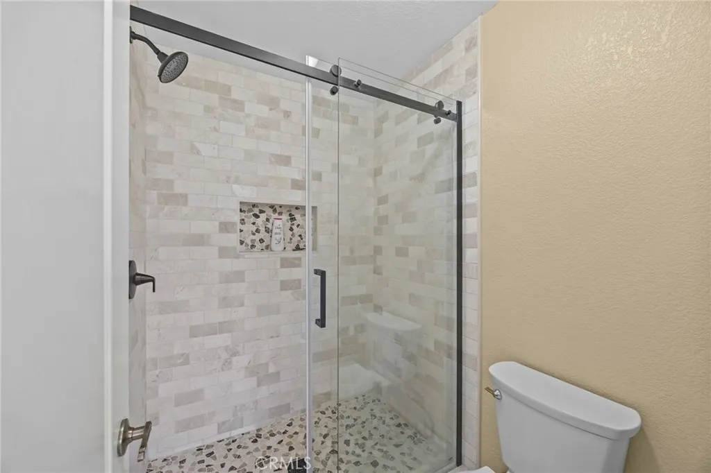 Corona, California 92882, United States, 3 Bedrooms Bedrooms, ,3 BathroomsBathrooms,Residential,Active,160004