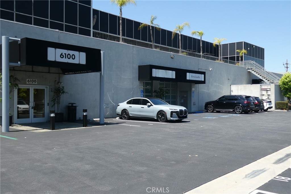 6100-6120 San Fernando Road