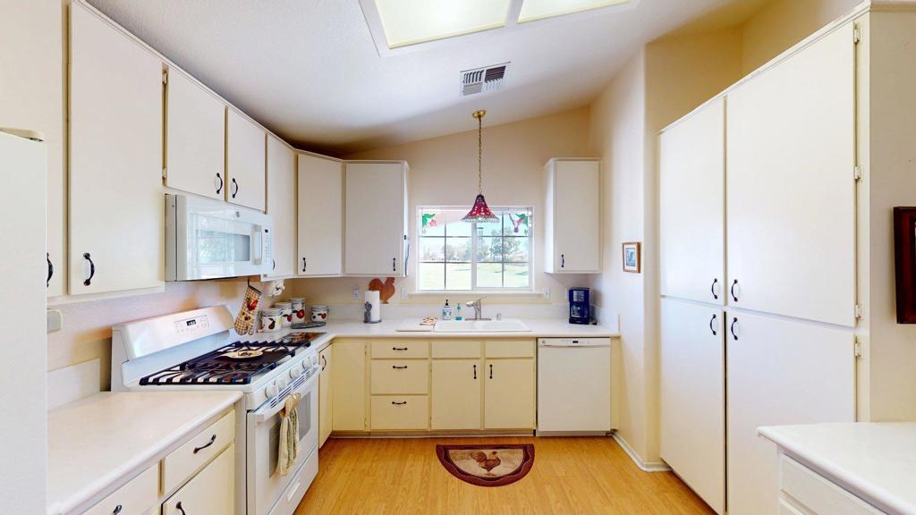 Tri Palm Estates - Residential