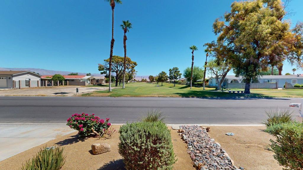 Tri Palm Estates - Residential