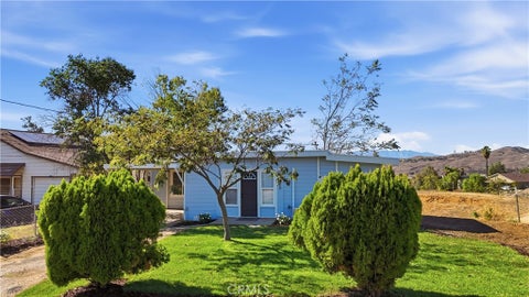 Photo of 33520 Washington Drive, Yucaipa, CA 92399 (MLS # TR26224604)