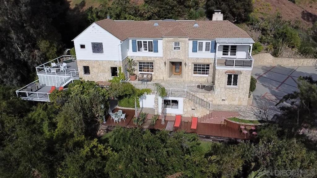 Photo of 2400 Benedict Canyon Dr DR, Beverly Hills, CA 90210 (MLS # 260024677SD)