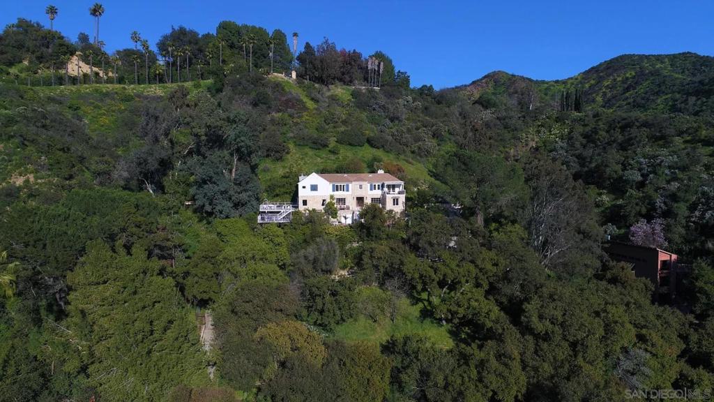Photo of 2400 Benedict Canyon Dr DR, Beverly Hills, CA 90210 (MLS # 260024677SD)