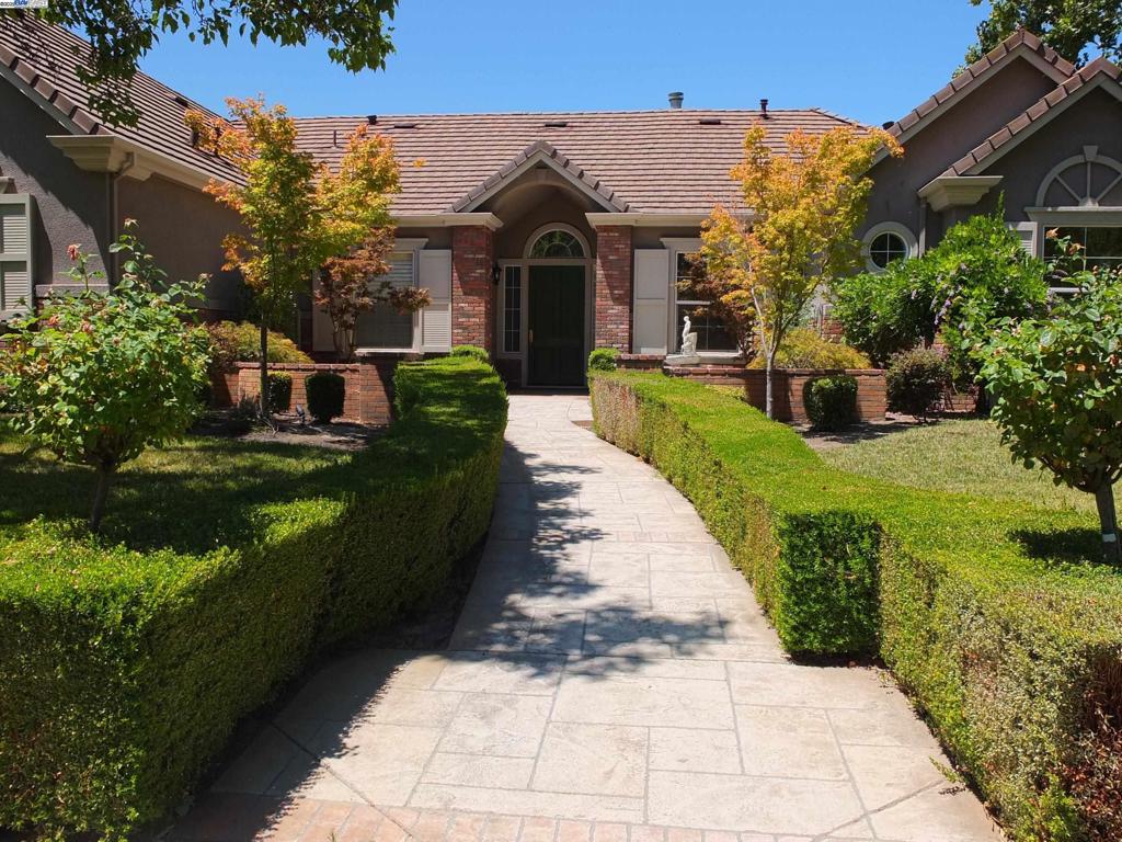 2588 Wilde Ave