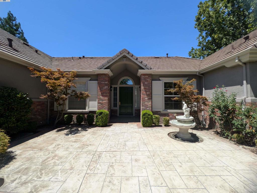 2588 Wilde Ave