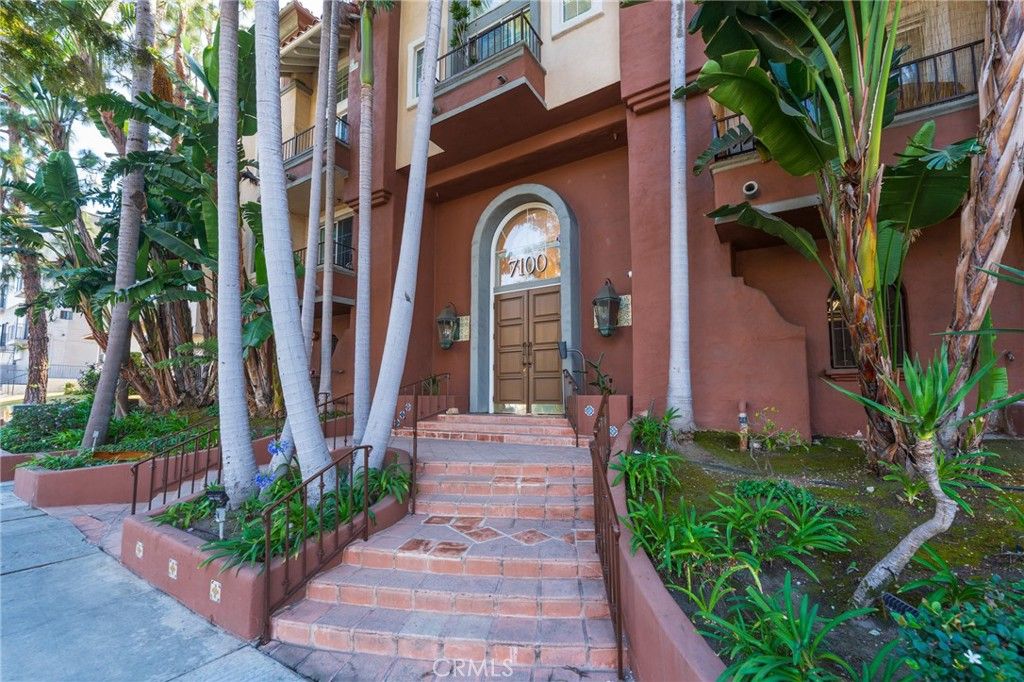 Photo of 7100 La Tijera Boulevard #D101, Westchester, CA 90045 (MLS # SB25221218)