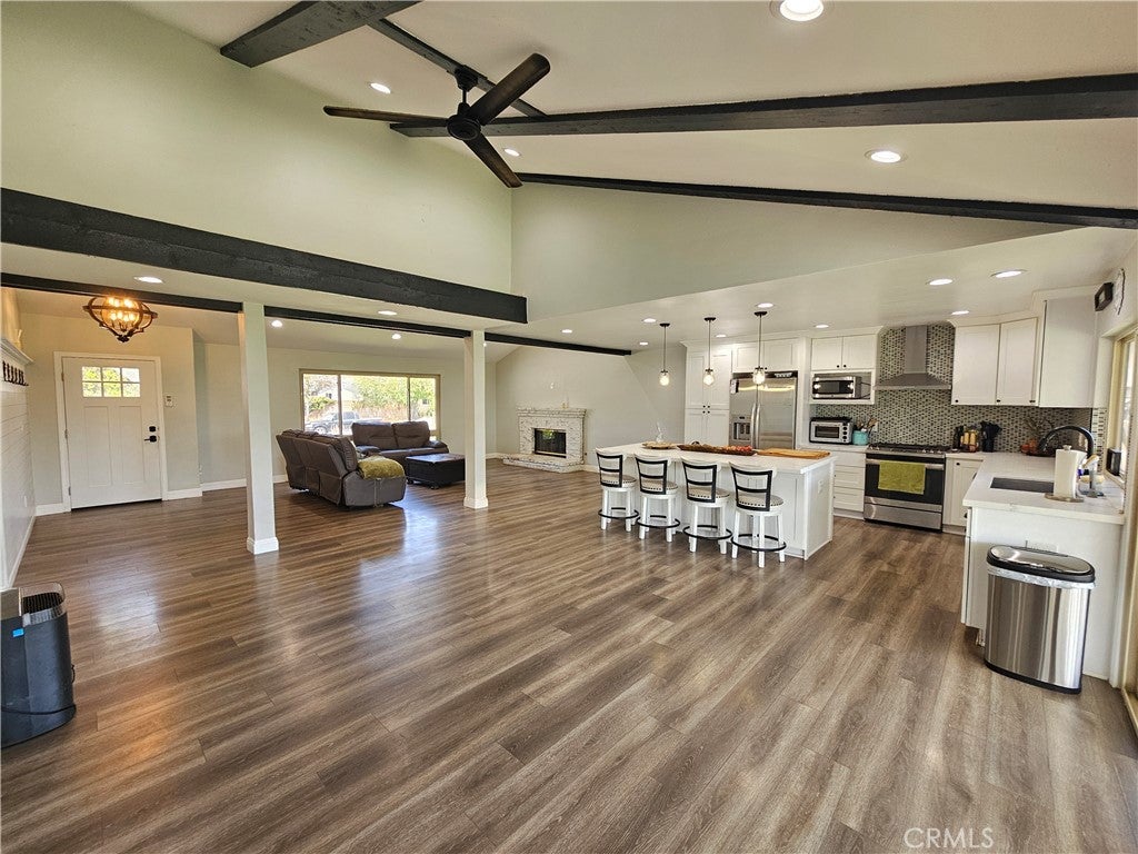 4722 Summit