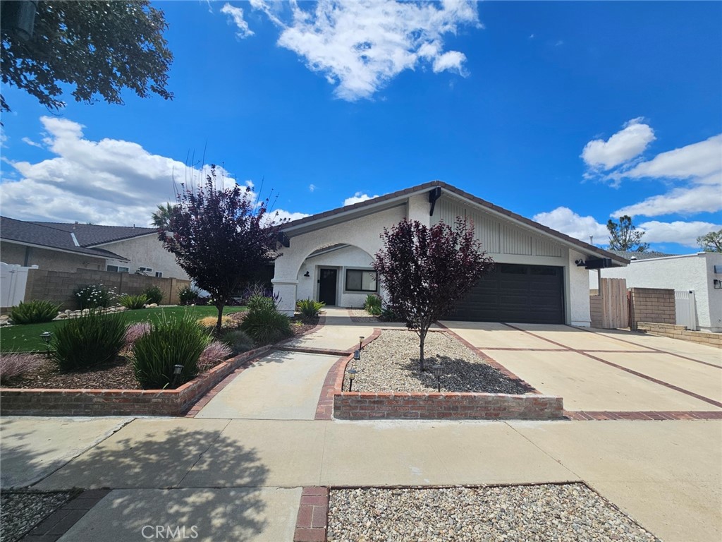 4722 Summit