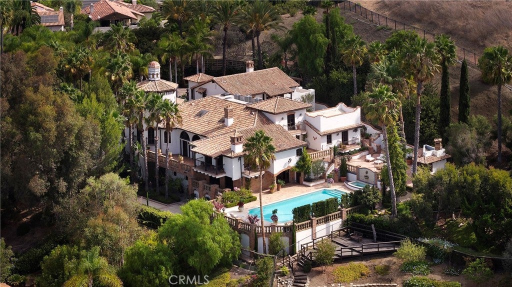 Photo of 27902 Via Madrina, San Juan Capistrano, CA 92675 (MLS # OC26188522)
