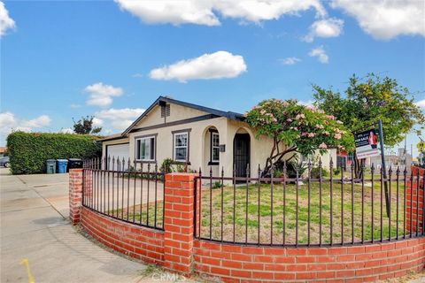 7311 Clarkson Avenue Cudahy CA 90201