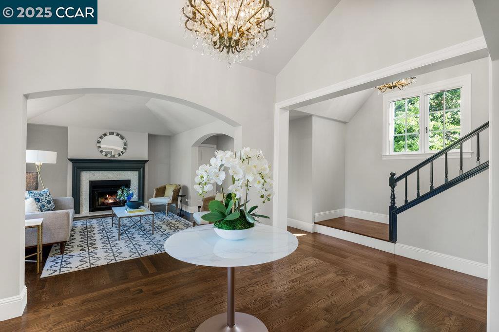532 Blackhawk Club Dr