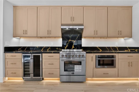 MLS: SR26190503