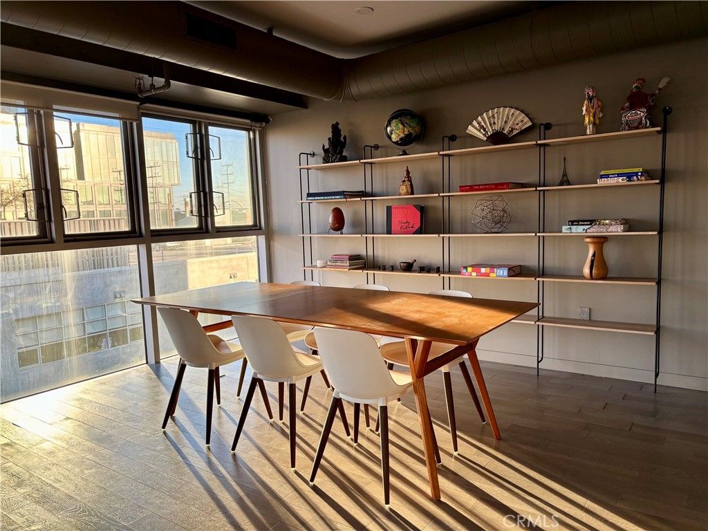 Photo of 527 Molino Street #401, Los Angeles, CA 90013 (MLS # OC25200682)