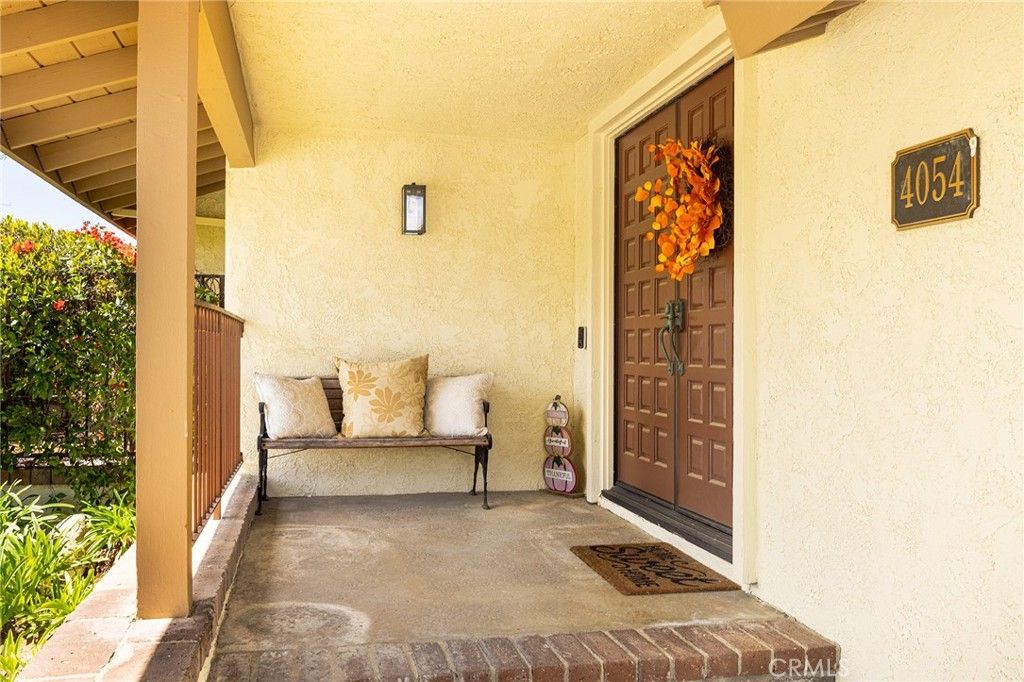 Photo of 4054 Corte Cima, Thousand Oaks, CA 91360 (MLS # SR26051554)