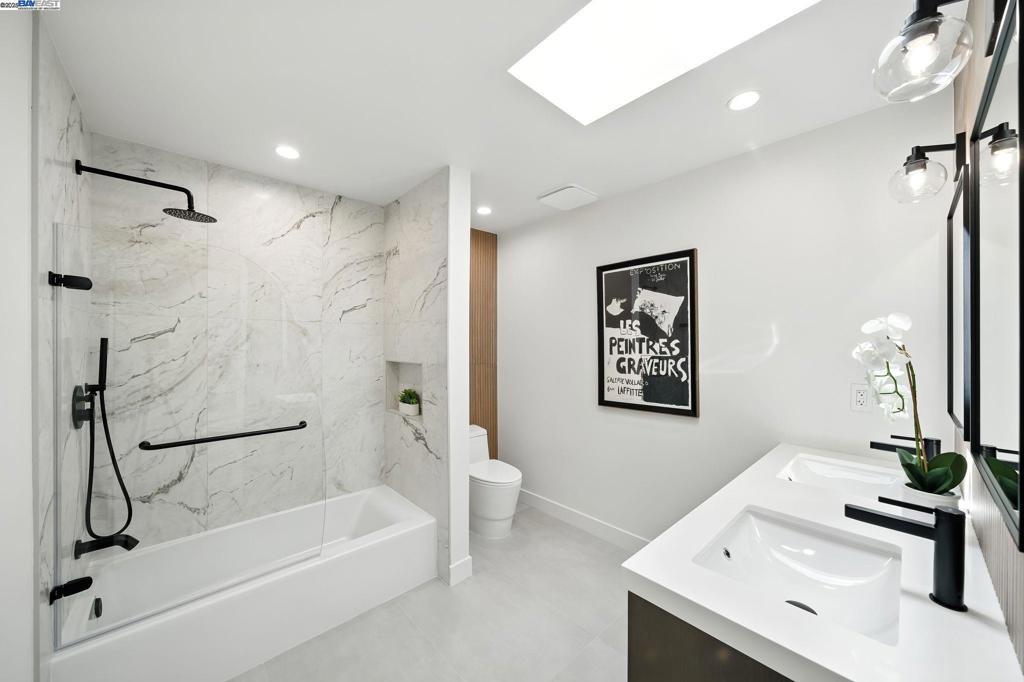 PLEASANTON HGTS - Residential