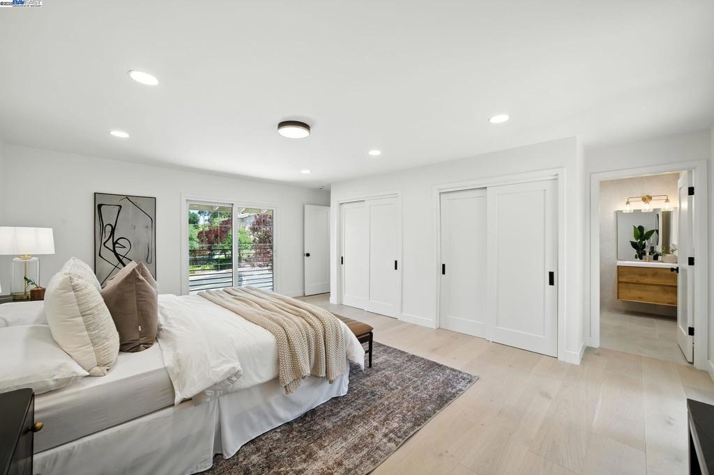 PLEASANTON HGTS - Residential