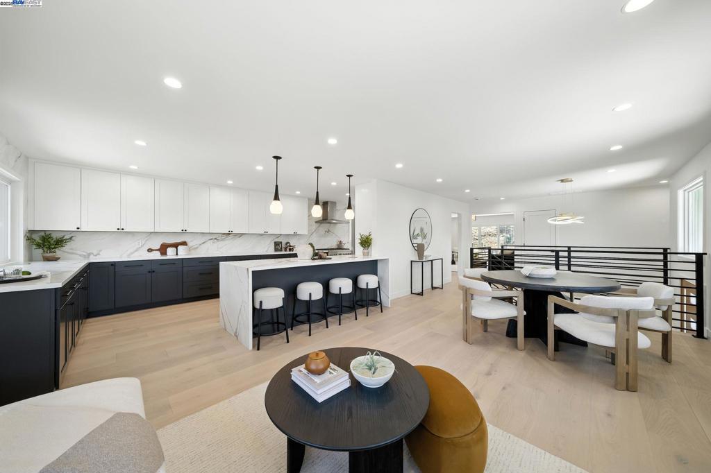 PLEASANTON HGTS - Residential