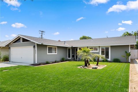 Photo of 6022 Larchwood Drive, Huntington Beach, CA 92647 (MLS # OC25221846)