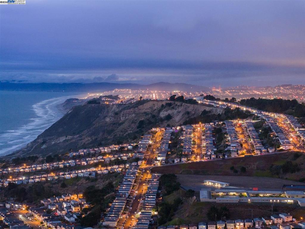 FAIRMONT - Residential