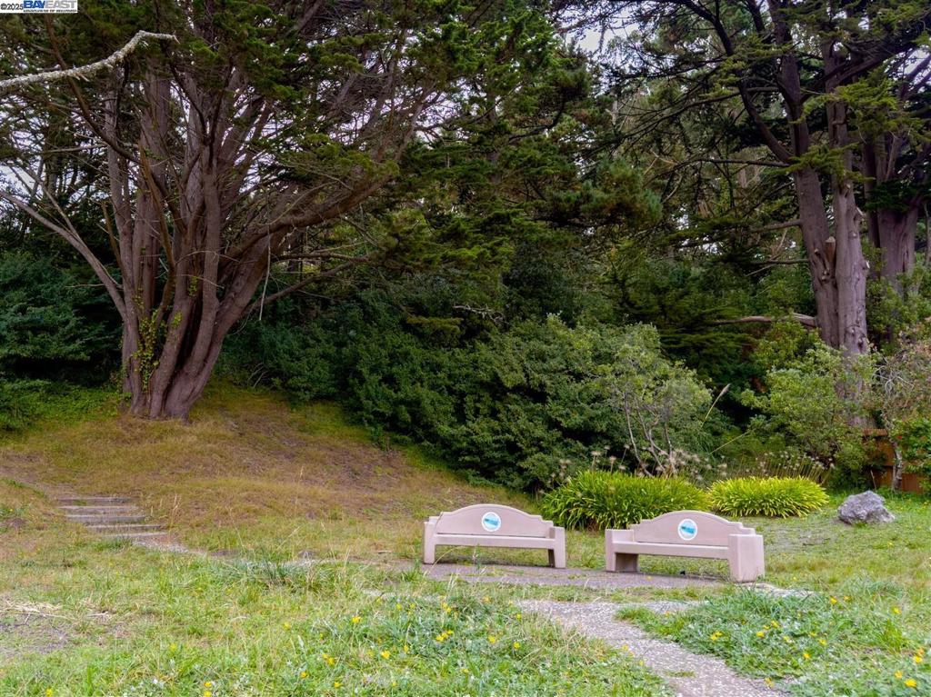 FAIRMONT - Residential