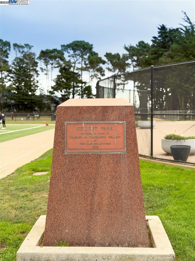 FAIRMONT - Residential