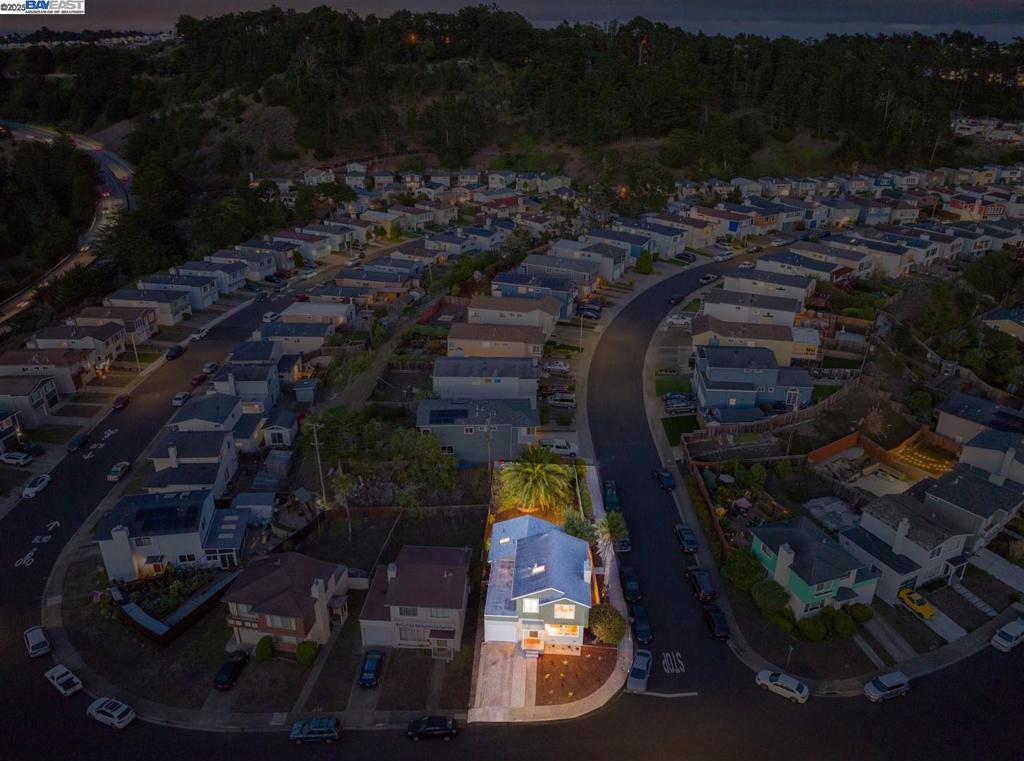 FAIRMONT - Residential