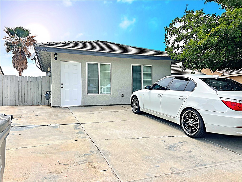 45463 17th Street E