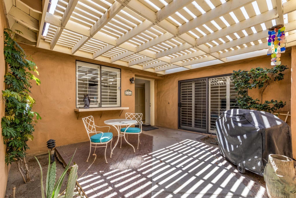 112 Giralda Circle